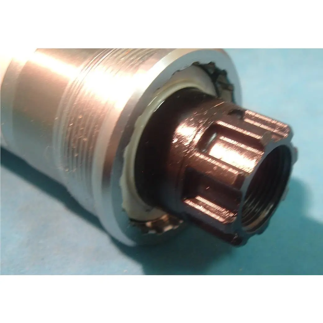 Shimano  - Deore XT - Deore - BB-ES71 - Silver (UPC: 689228047709) 2