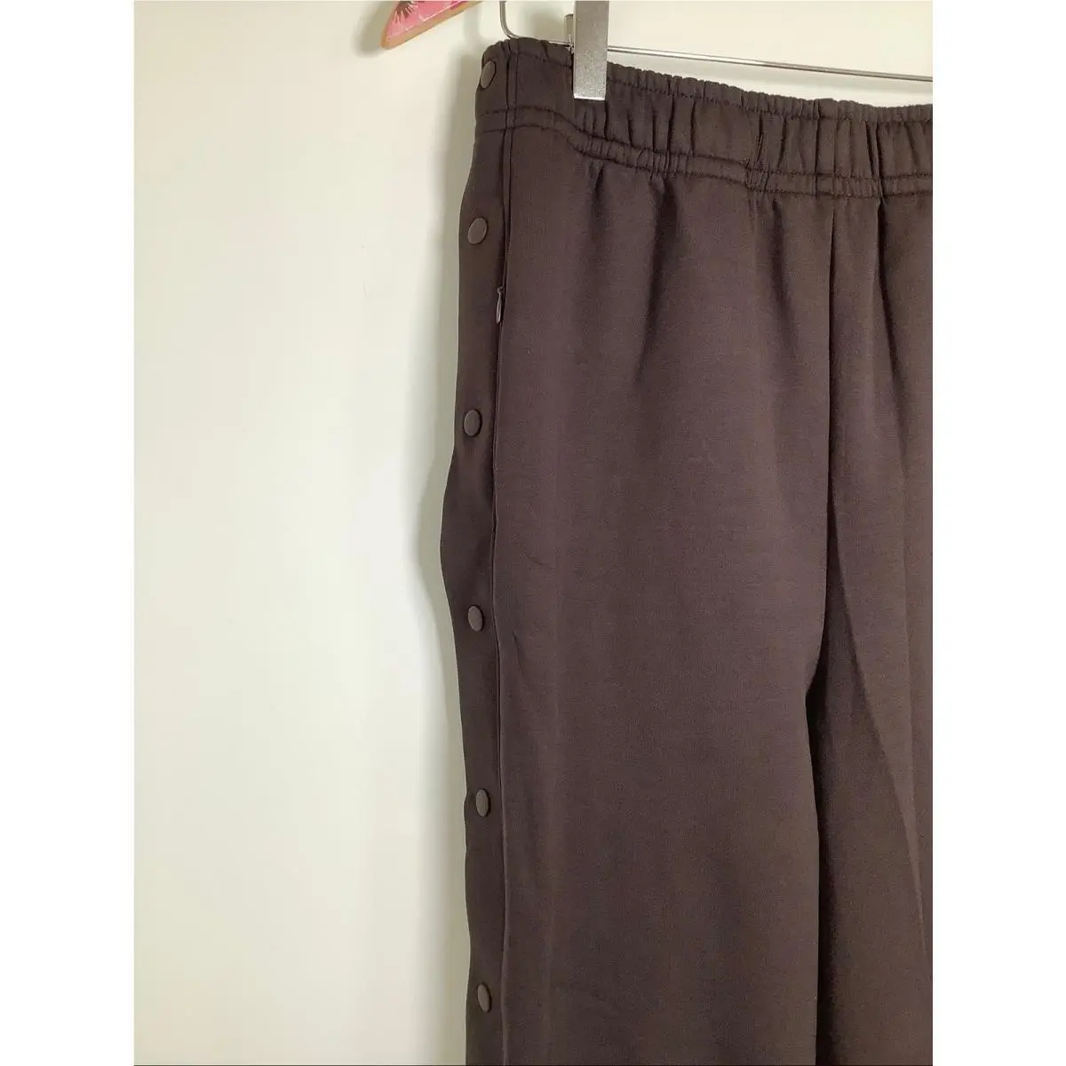 Nike clothing - Brown 2