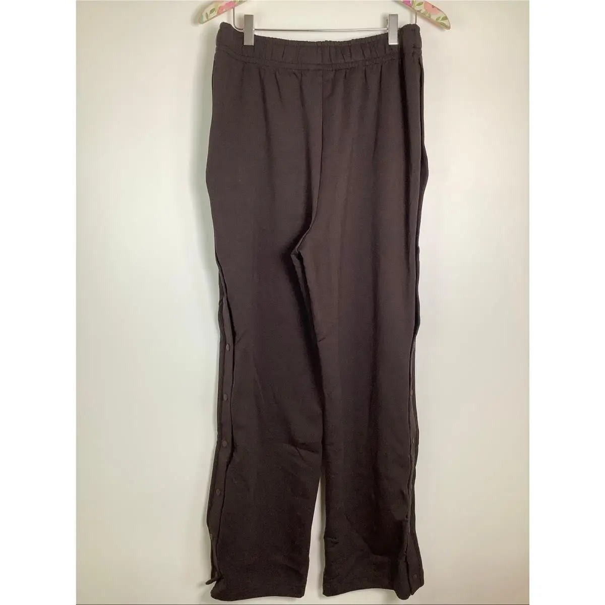 Nike clothing - Brown 3