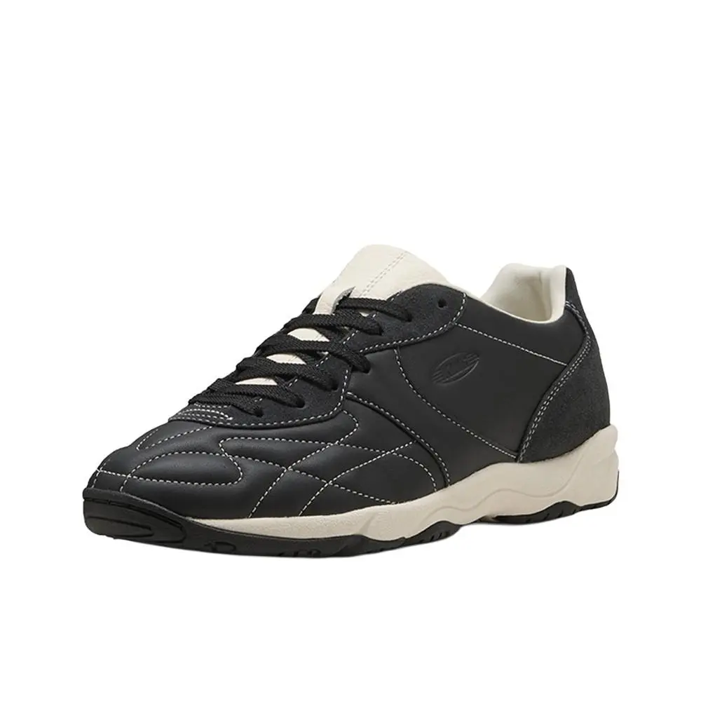 Puma shoes - PUMA King Indoor Icons Lace Up - 40534201 - Black 8