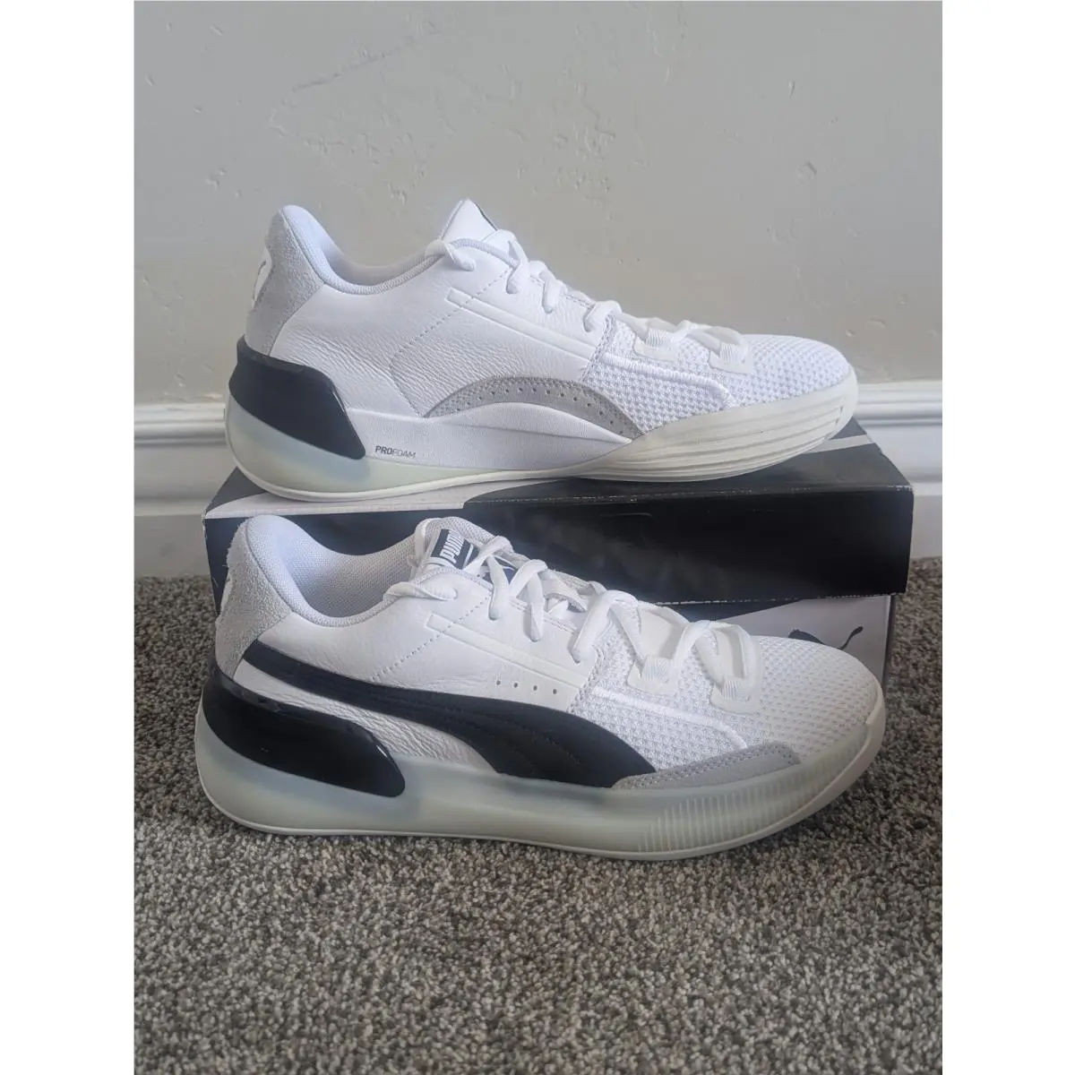 Size 7 Men`s Puma Clyde Hardwood White/black Lace Up Basketball Shoes Sneakers