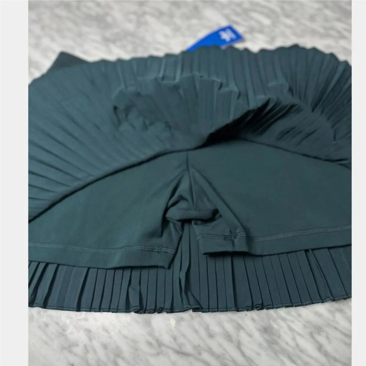 Adidas clothing - JM4731 - JM4731 - Green (UPC: 197622151989) 1