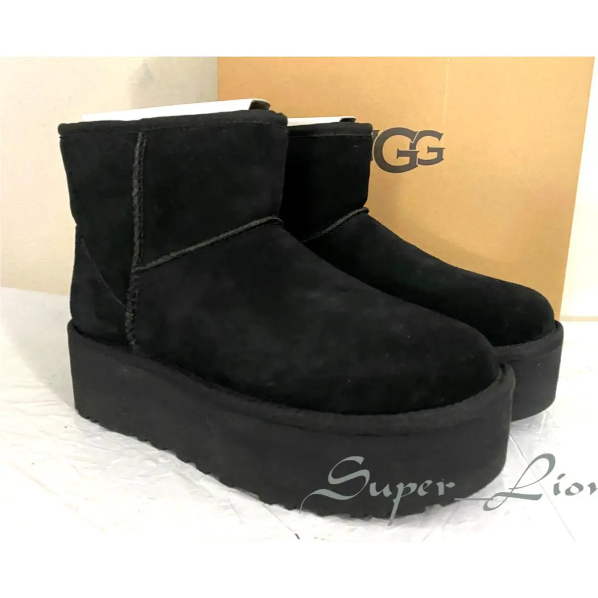 Ugg Women`s Classic Mini Platform Boot 1134991 - Size 9 - Black