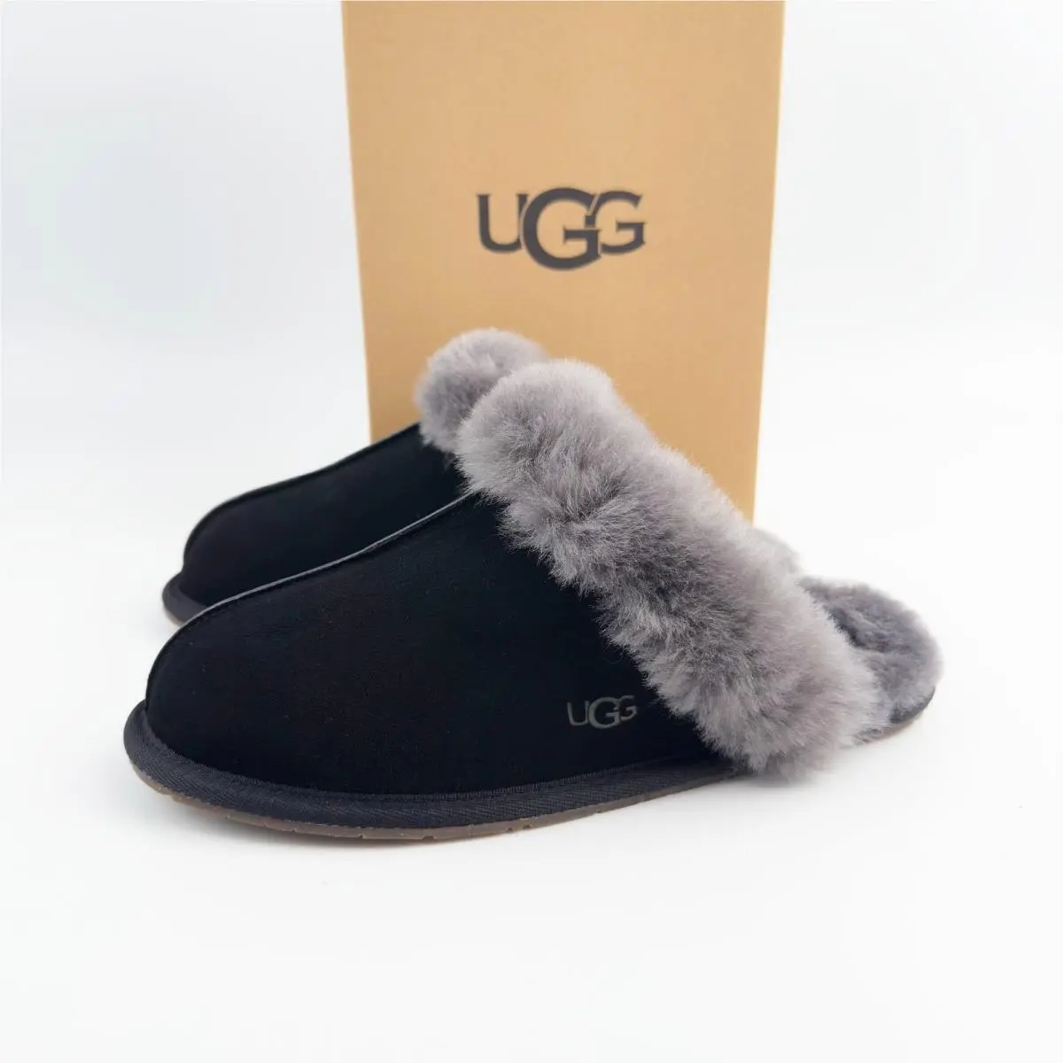 Ugg Scuffette II Suede Sheepskin House Slippers Women’s Shoes - Black/grey