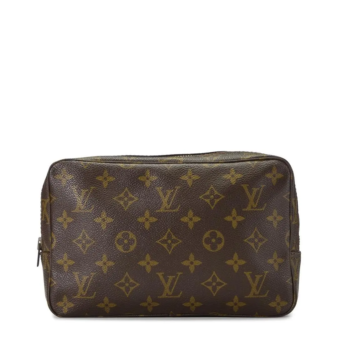 Louis Vuitton Brown Monogram Coated Canvas Truth Toiletry23