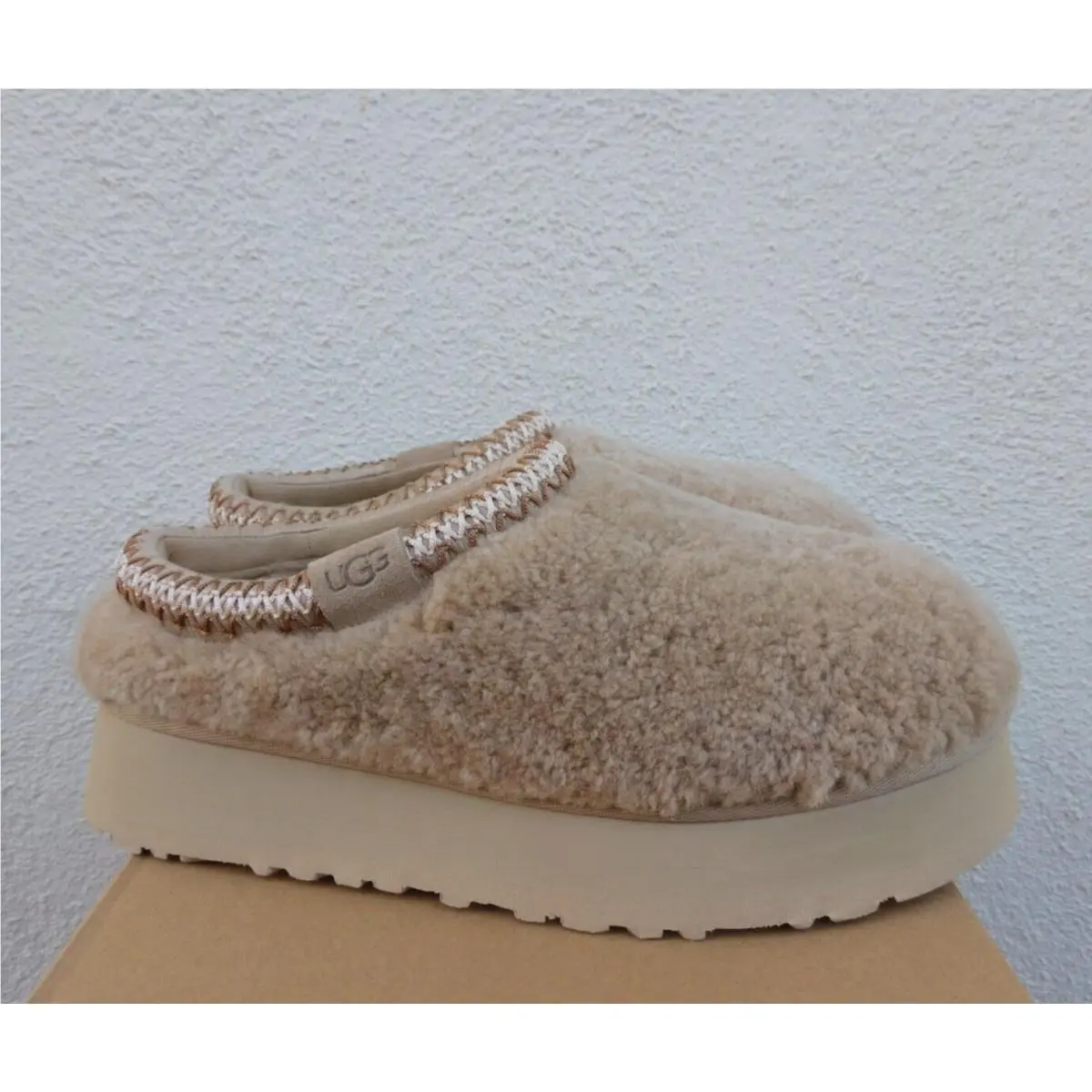 Ugg Tazz Maxi Curly Sheepskin Platform Slippers Shoes Women US 8/ Eur 39