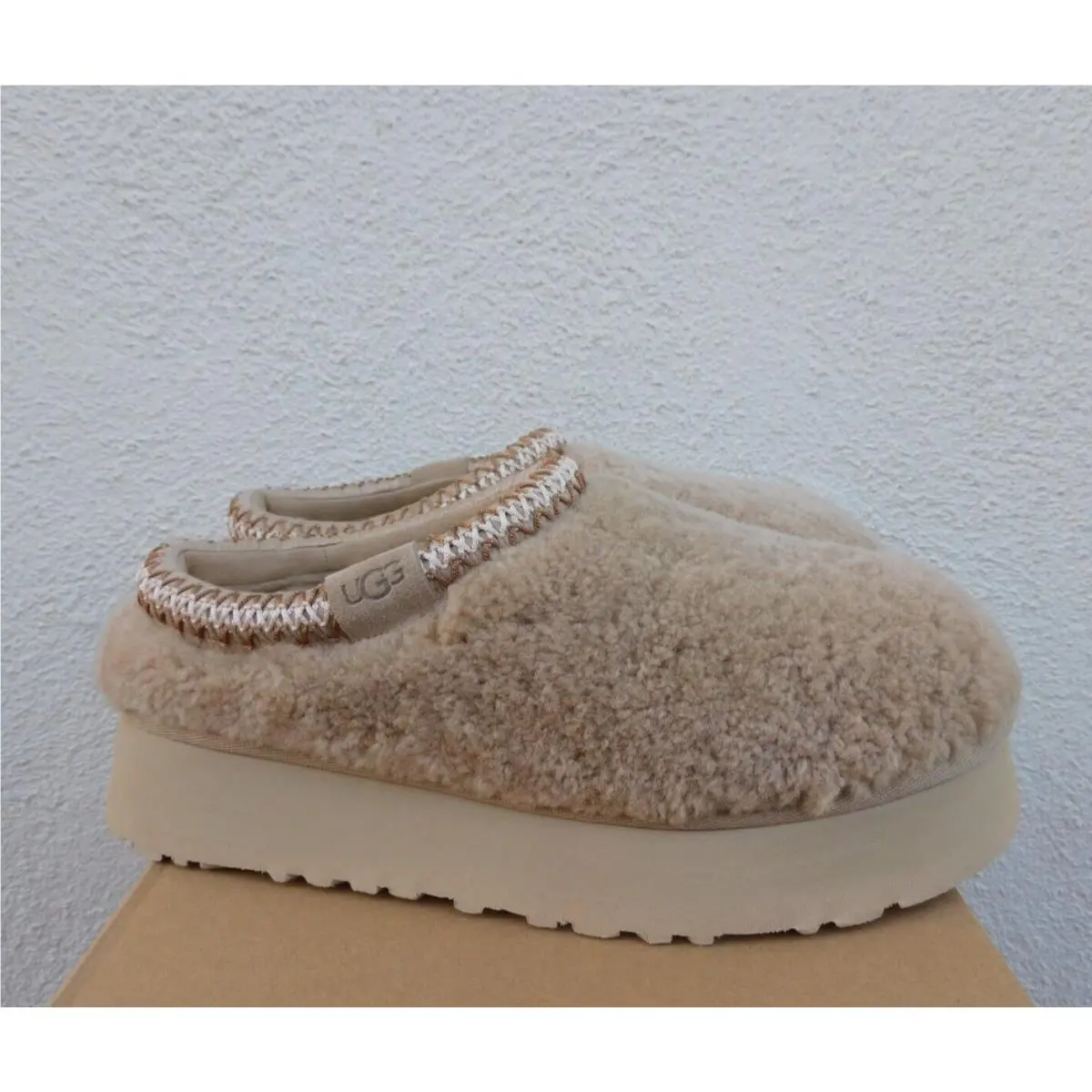Ugg Tazz Maxi Curly Sheepskin Platform Slippers Shoes Women US 9/ Eur 40