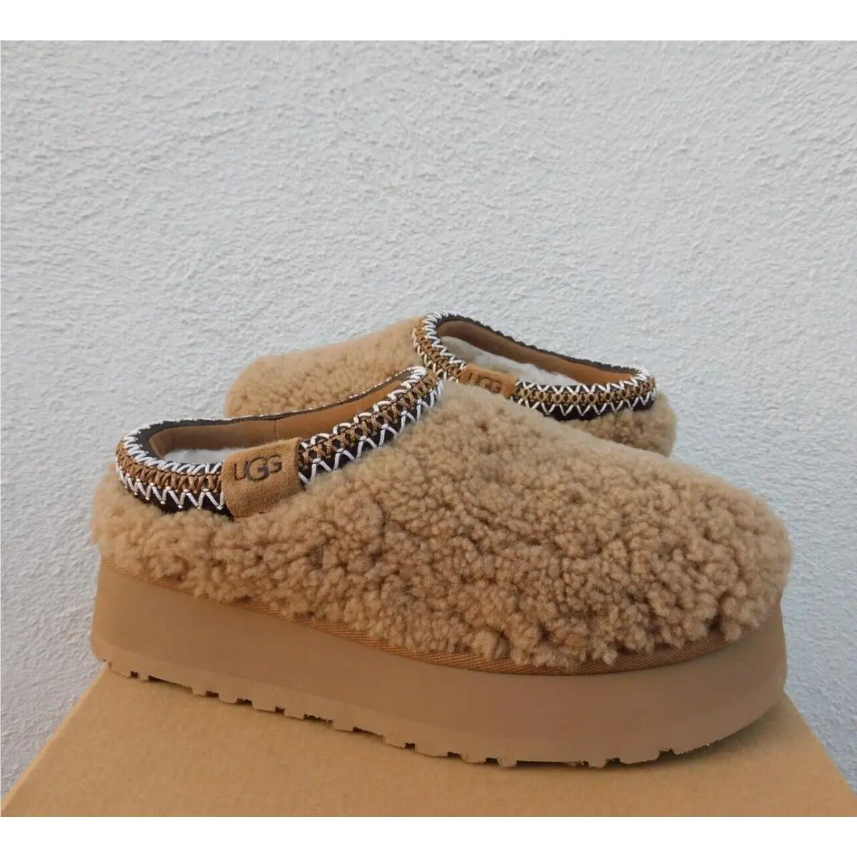 Ugg Tazz Maxi Curly Sheepskin Platform Slippers Shoes Women US 6/ Eur 37