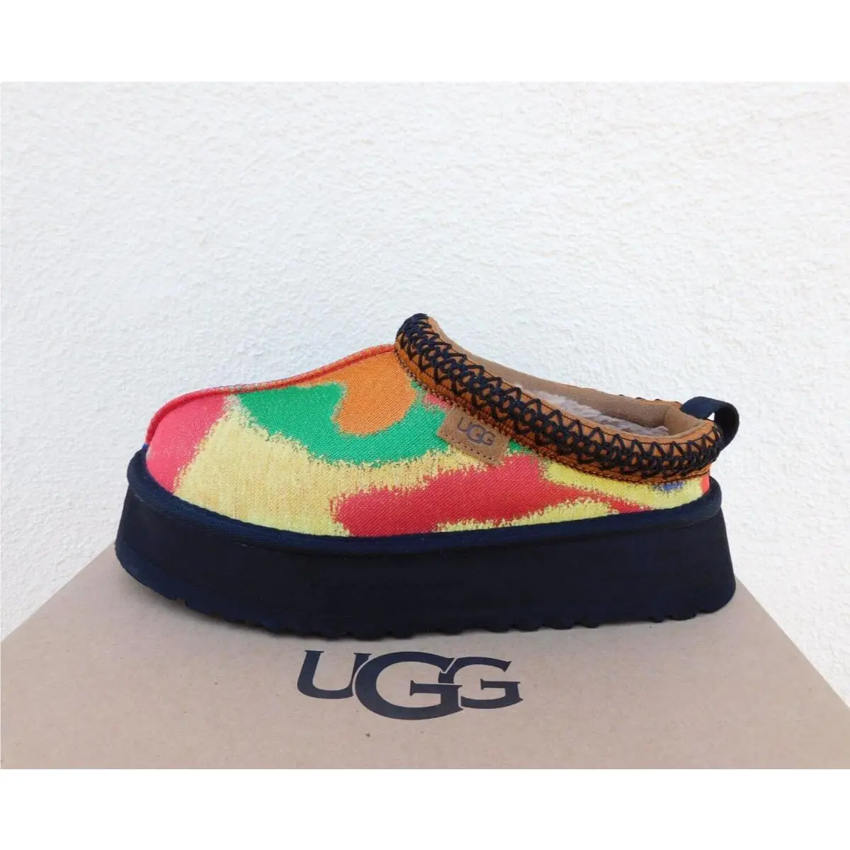 UGG shoes - UGG Tazz Pridepop - Tazz Pridepop - Pride (UPC: 196565259585) 2
