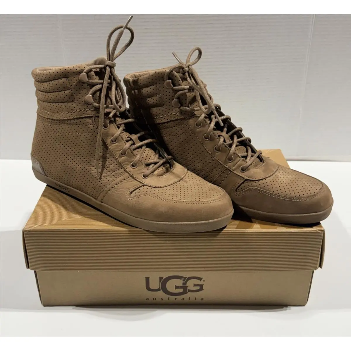 Ugg Empire - Men`s Perf Sneakers - Fawn Brown Leather High Top - Size 10