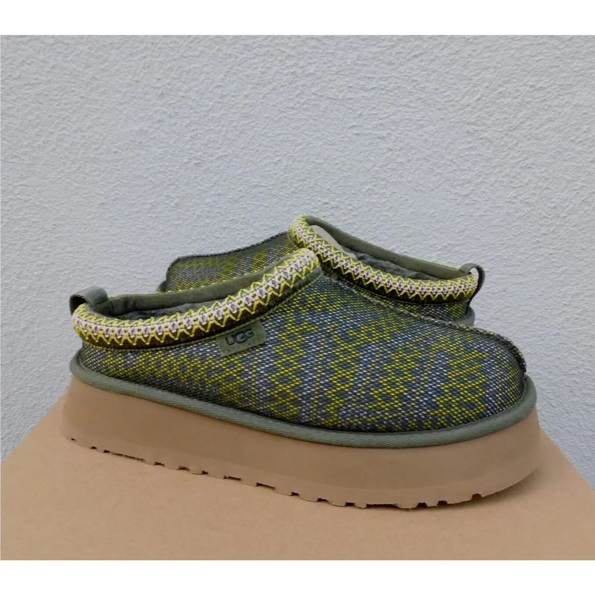 Ugg Tazz Maxi Tasman Burnt Olive Platform Slippers Shoes US 6/ Eur 37