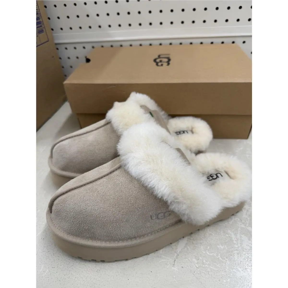 UGG shoes - UGG Disquette - Disquette - Sand (UPC: 197634285917) 3