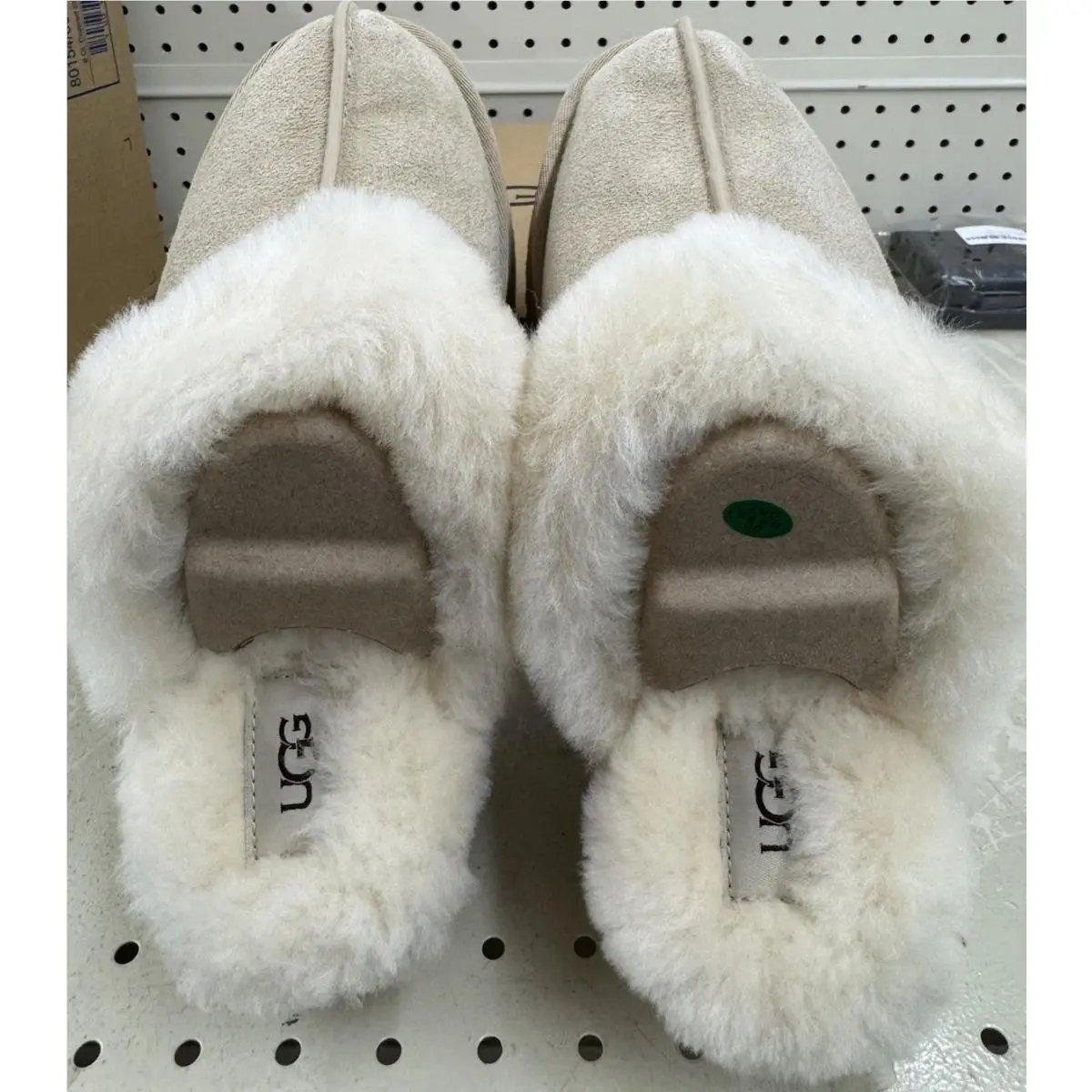 UGG shoes - UGG Disquette - Disquette - Sand (UPC: 197634285917) 0