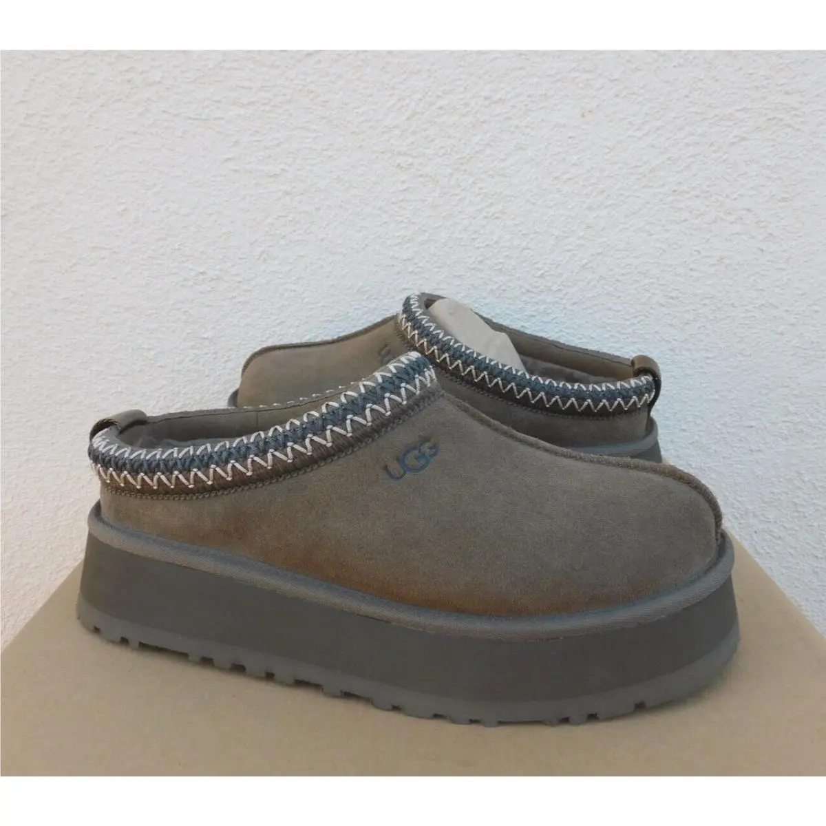 UGG shoes - UGG Tazz - Tazz - Hickory (UPC: 197634283906) 1