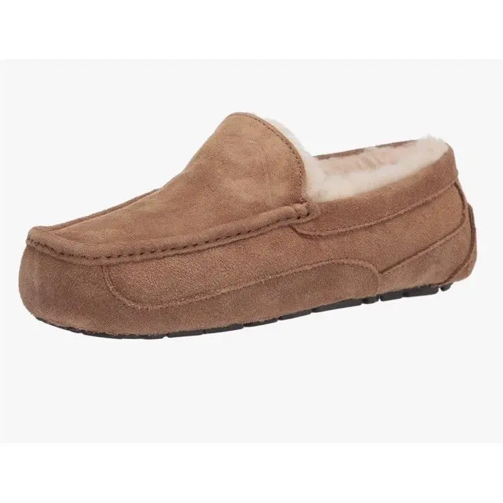 Ugg Men`s Ascot Slippers Shoes Chestnut Sheepskin Suede Size 7