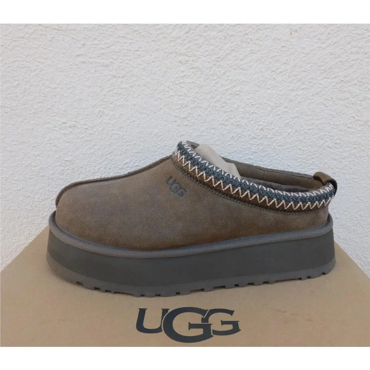 UGG shoes - UGG Tazz - Tazz - Hickory (UPC: 197634283920) 0