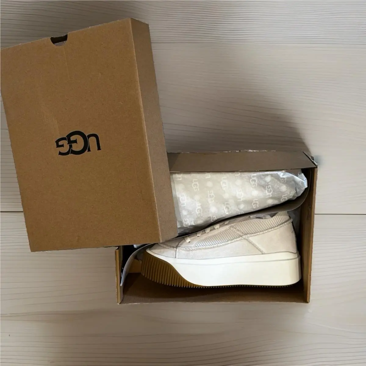 UGG shoes - UGG Ez-Duzzit Essential Lace Up - White (UPC: 197634129952) 1