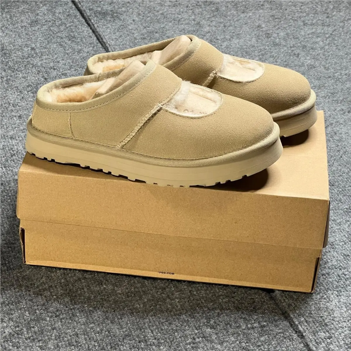 UGG shoes - Beige 6