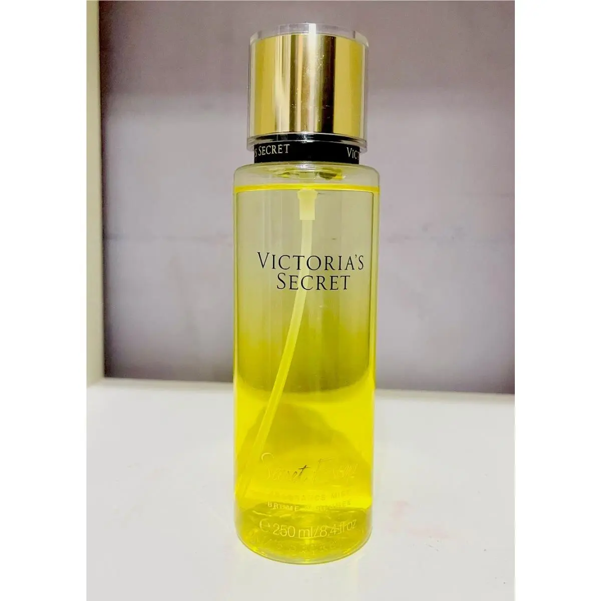 Victoria’s Secret Secret Escape Fragrance Mist