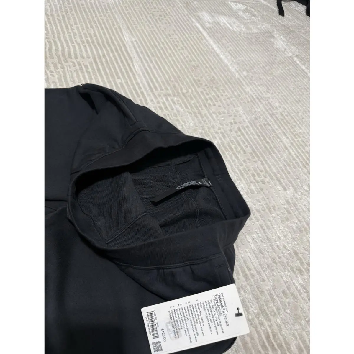 Lululemon clothing - Black 3