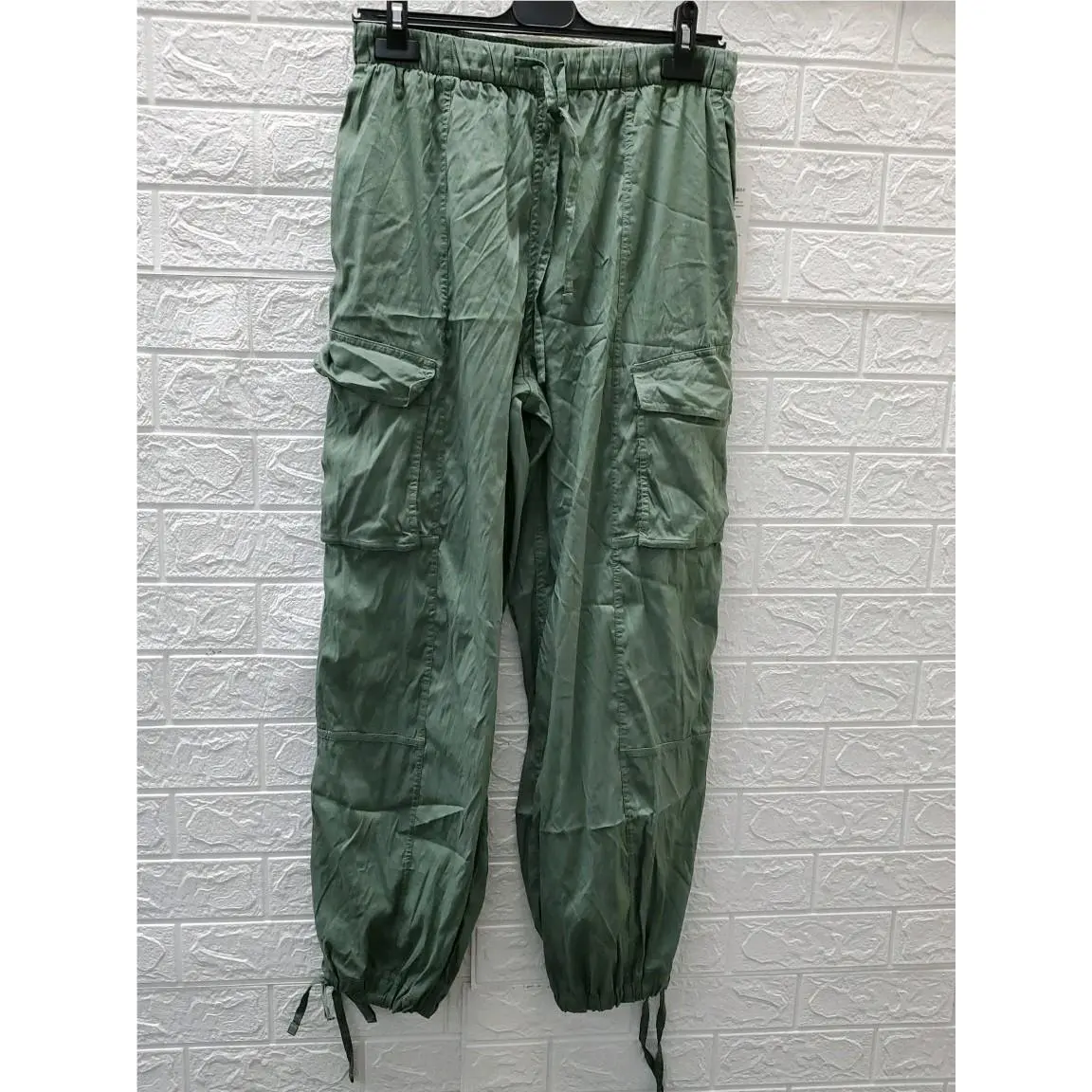 Lululemon Lightweight Adjustable Mid Rise Breathable Cargo Pant Gree Size S