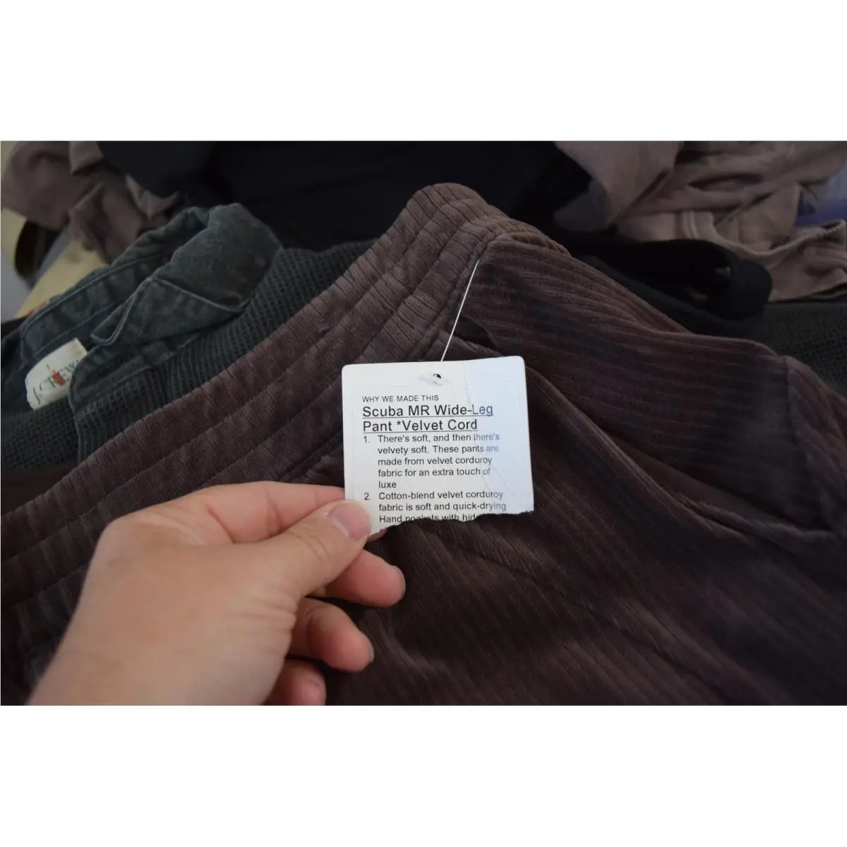 Lululemon clothing - Brown 1