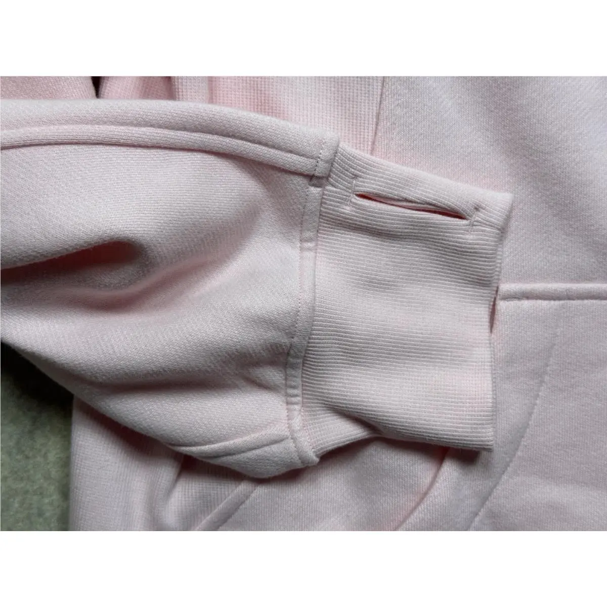 Lululemon clothing - Pink 4