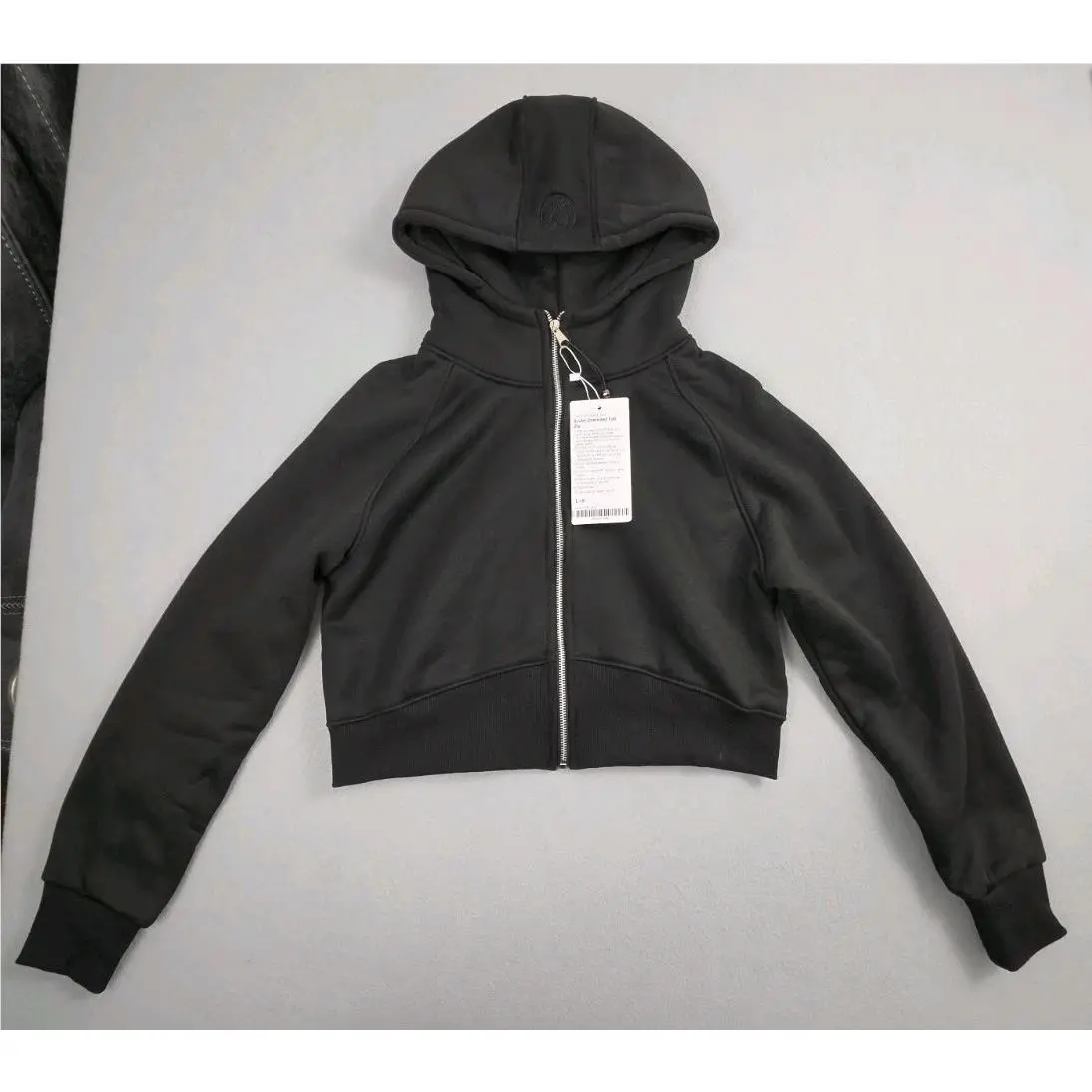 Lululemon Scuba Womens Size 8 Black Full Zip Hooded Fleece Hoodie Logo