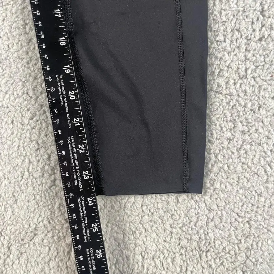 Lululemon clothing - Black 8