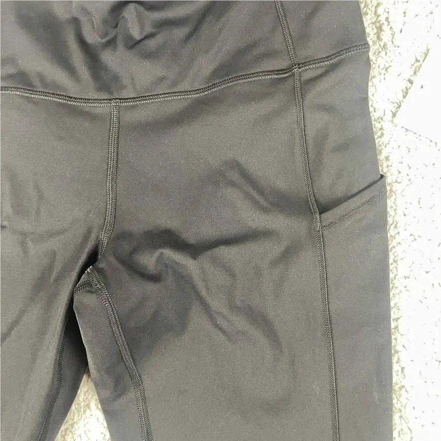 Lululemon clothing - Black 4