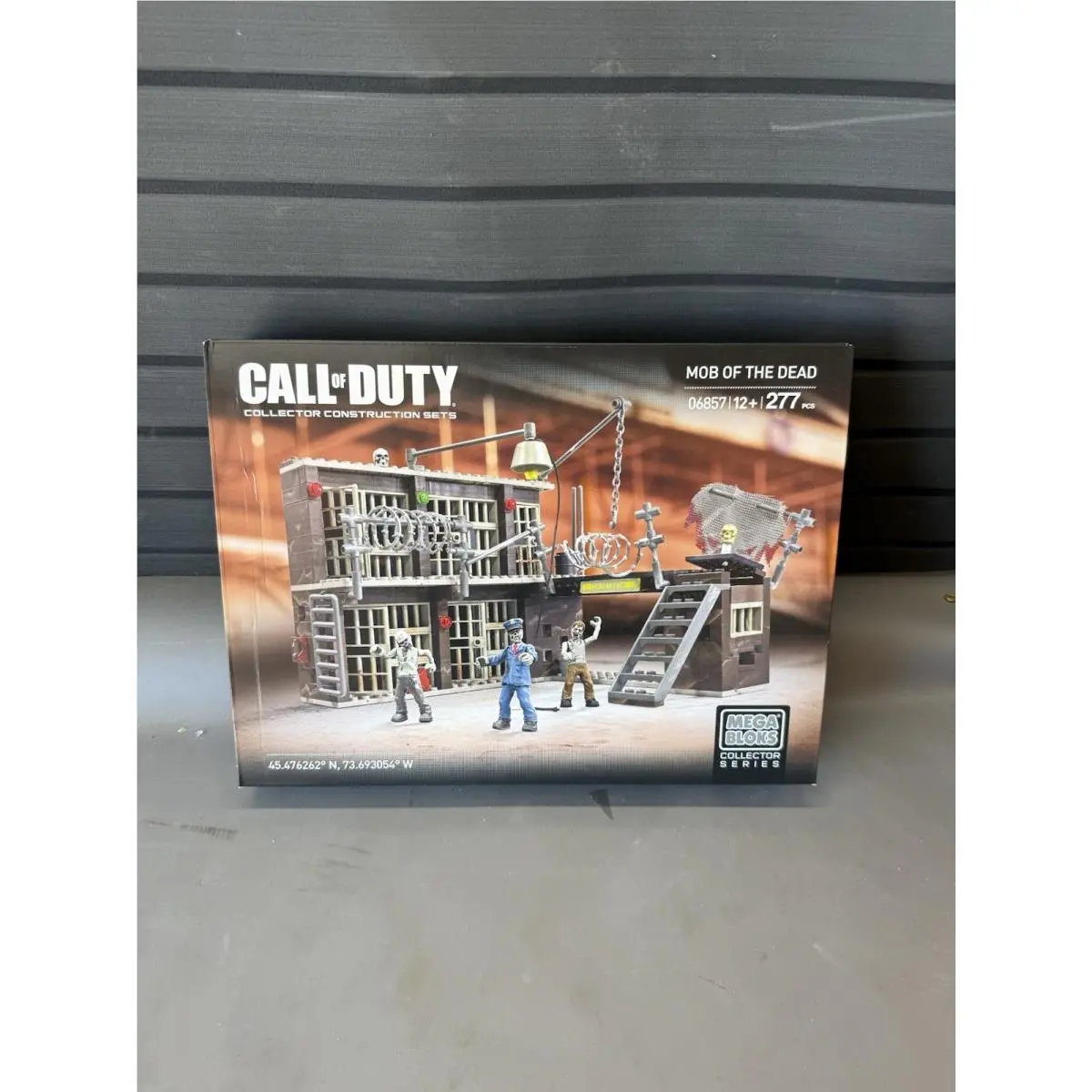 Mega Bloks Collector Series Call Of Duty Mob OF The Dead Alcatraz 06857