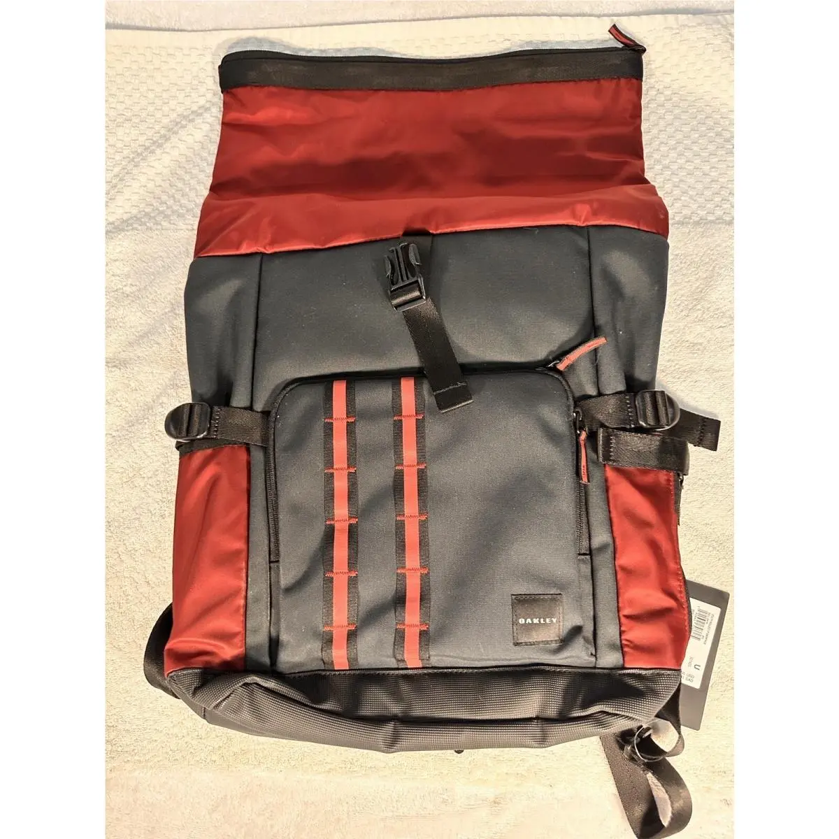 Maroon Red Black Oakley Hiking Tactical Utility Zip Rolled Backpack