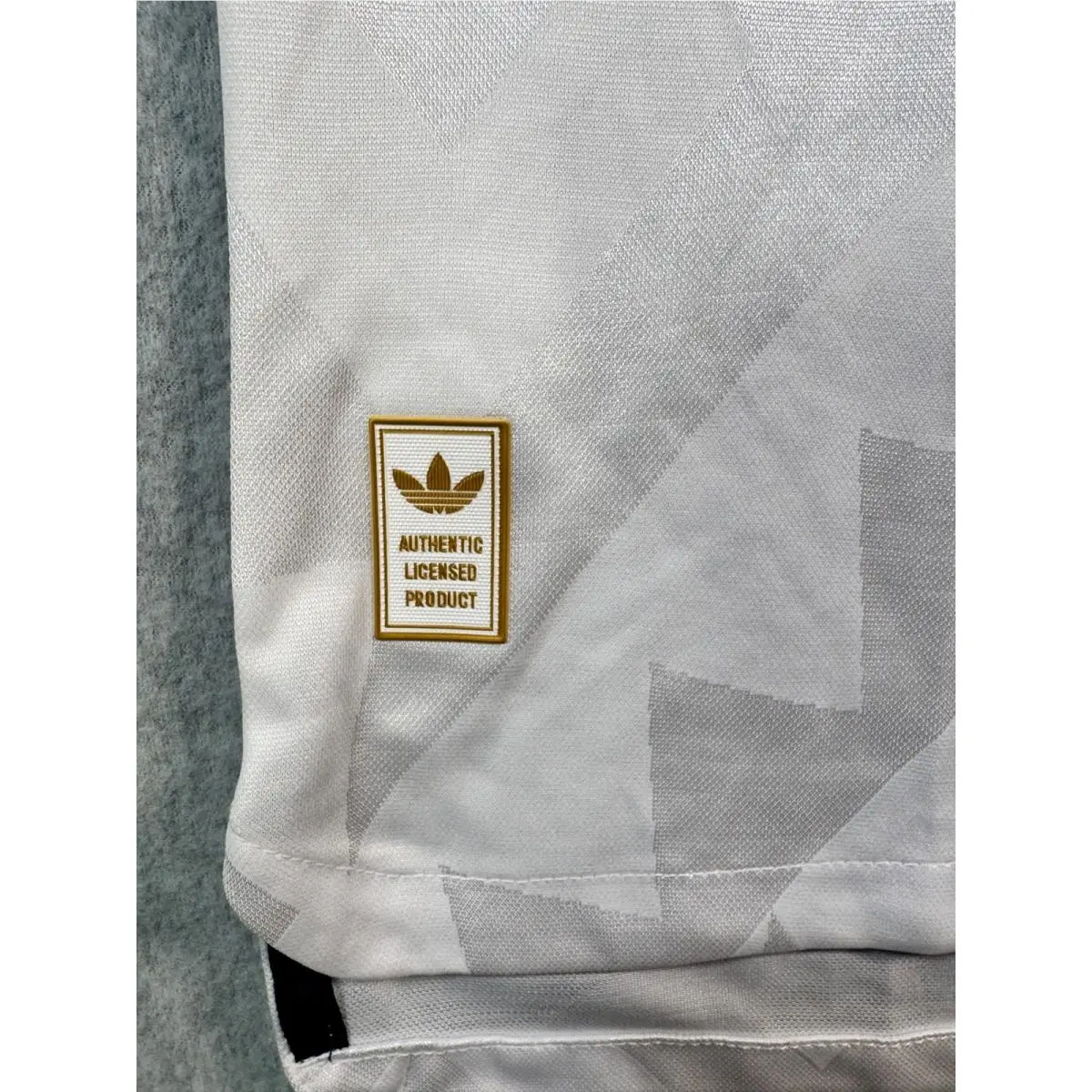 Adidas clothing - HS5184 - HS5184 - White 5