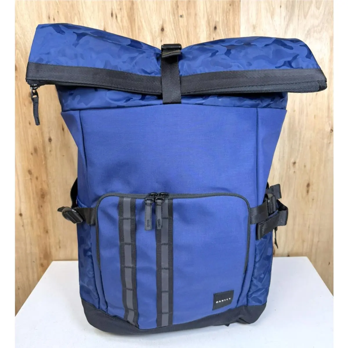 Utility Rolled Up Backpack 23L Hiking Camping Tactical 921420-609 Z by Oakley