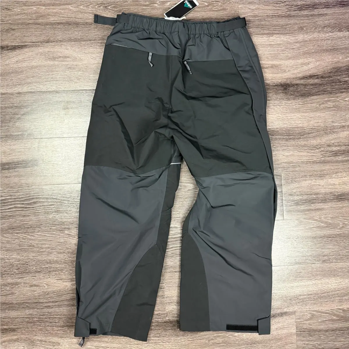 Adidas clothing - Black 1