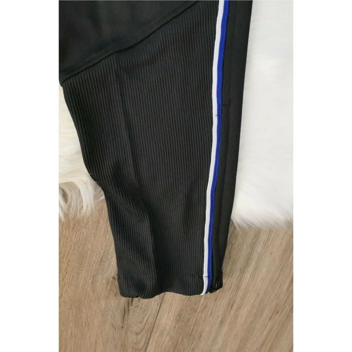 Adidas clothing - Black 9
