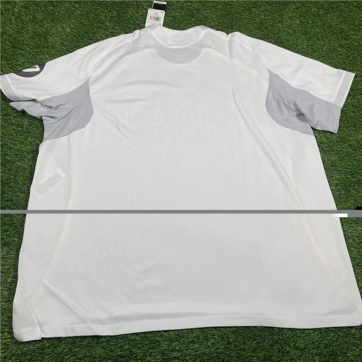 Adidas clothing - adidas Real Madrid 2526 Home Authentic Jersey - SB1158-JV5918 - White 9