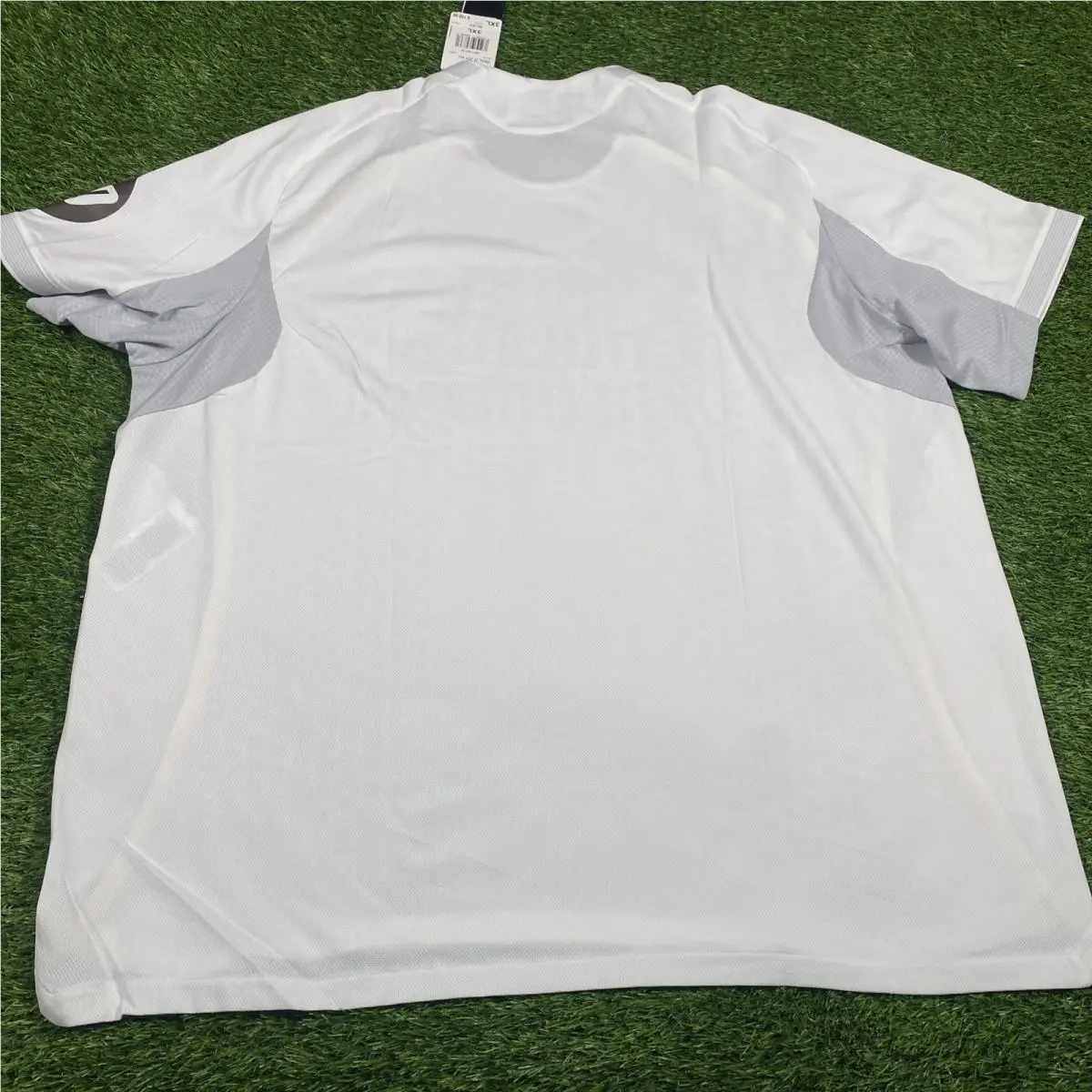Adidas clothing - adidas Real Madrid 2526 Home Authentic Jersey - SB1158-JV5918 - White 11