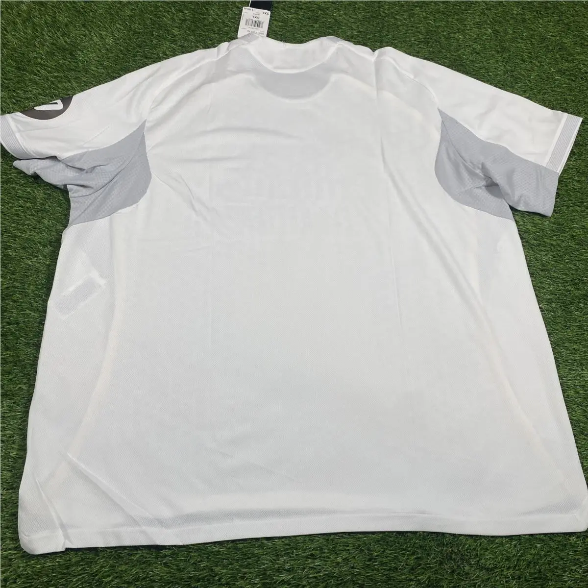 Adidas clothing - adidas Real Madrid 2526 Home Authentic Jersey - SB1158-JV5918 - White 13