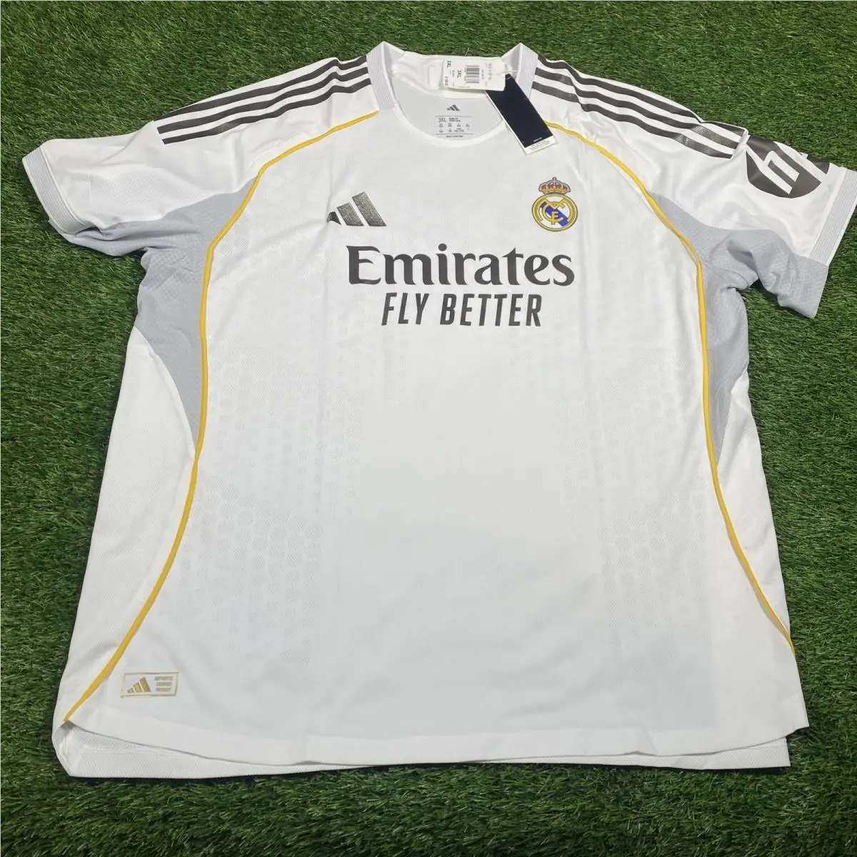 Adidas clothing - adidas Real Madrid 2526 Home Authentic Jersey - SB1158-JV5918 - White 0