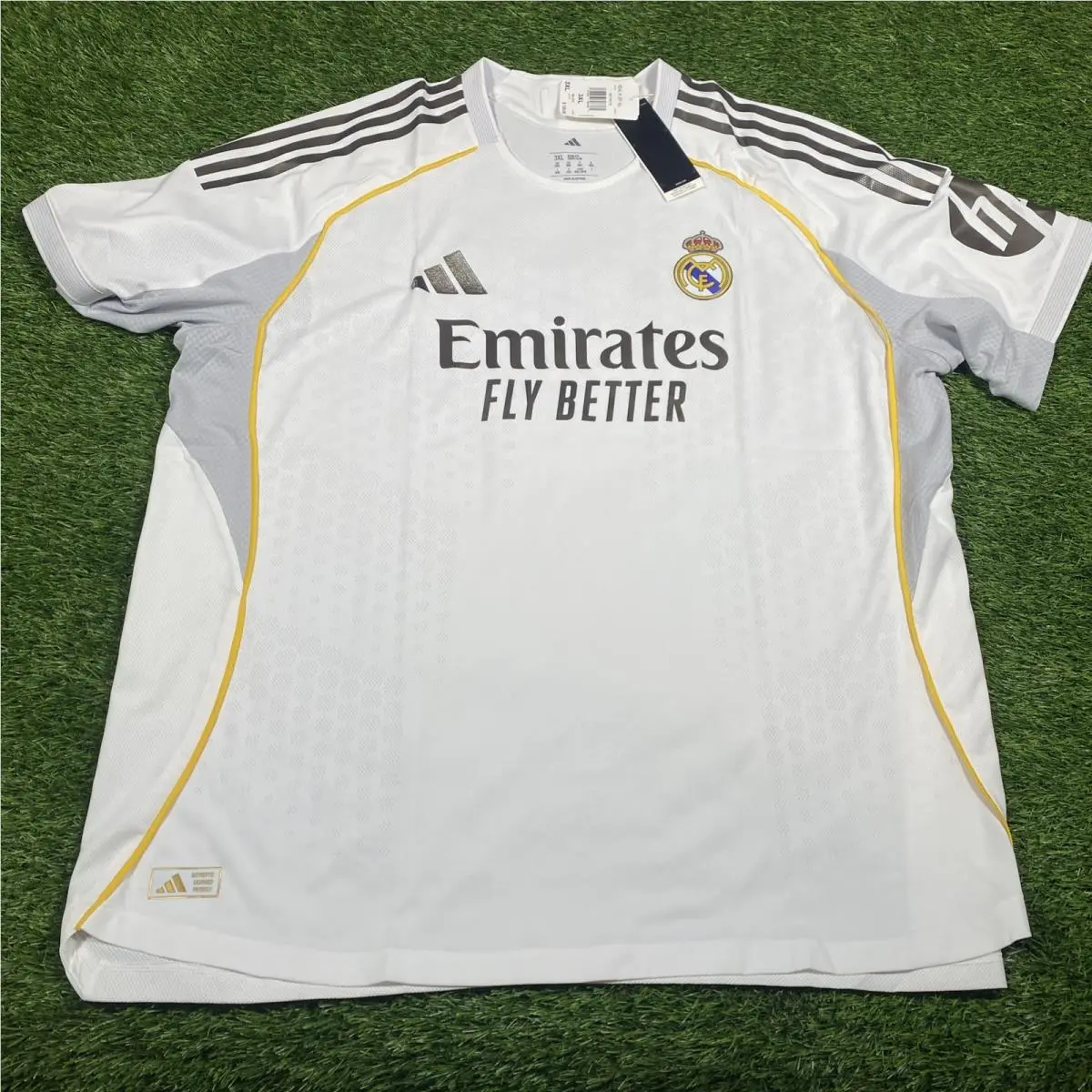 Adidas clothing - adidas Real Madrid 2526 Home Authentic Jersey - SB1158-JV5918 - White 2