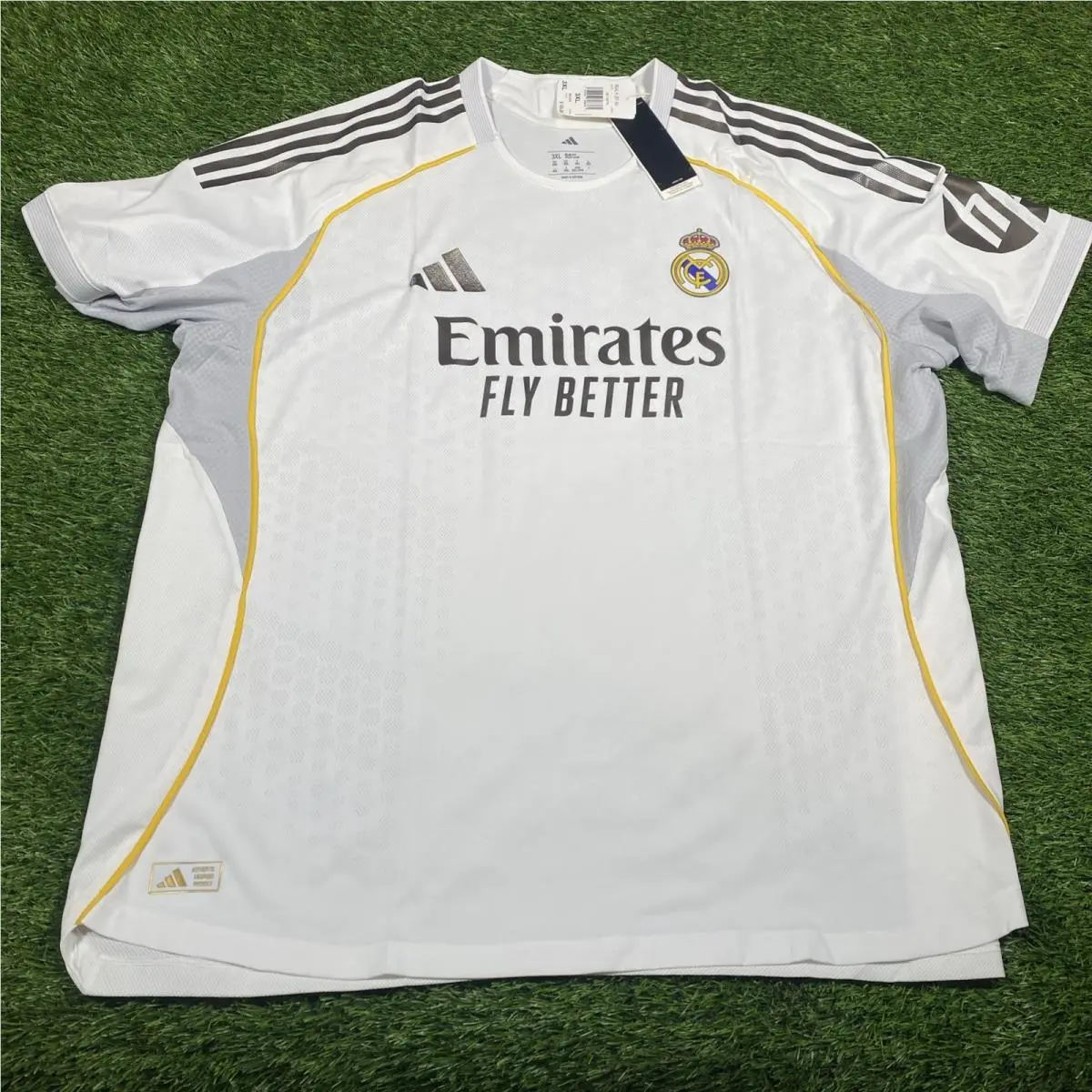 Adidas clothing - adidas Real Madrid 2526 Home Authentic Jersey - SB1158-JV5918 - White 3