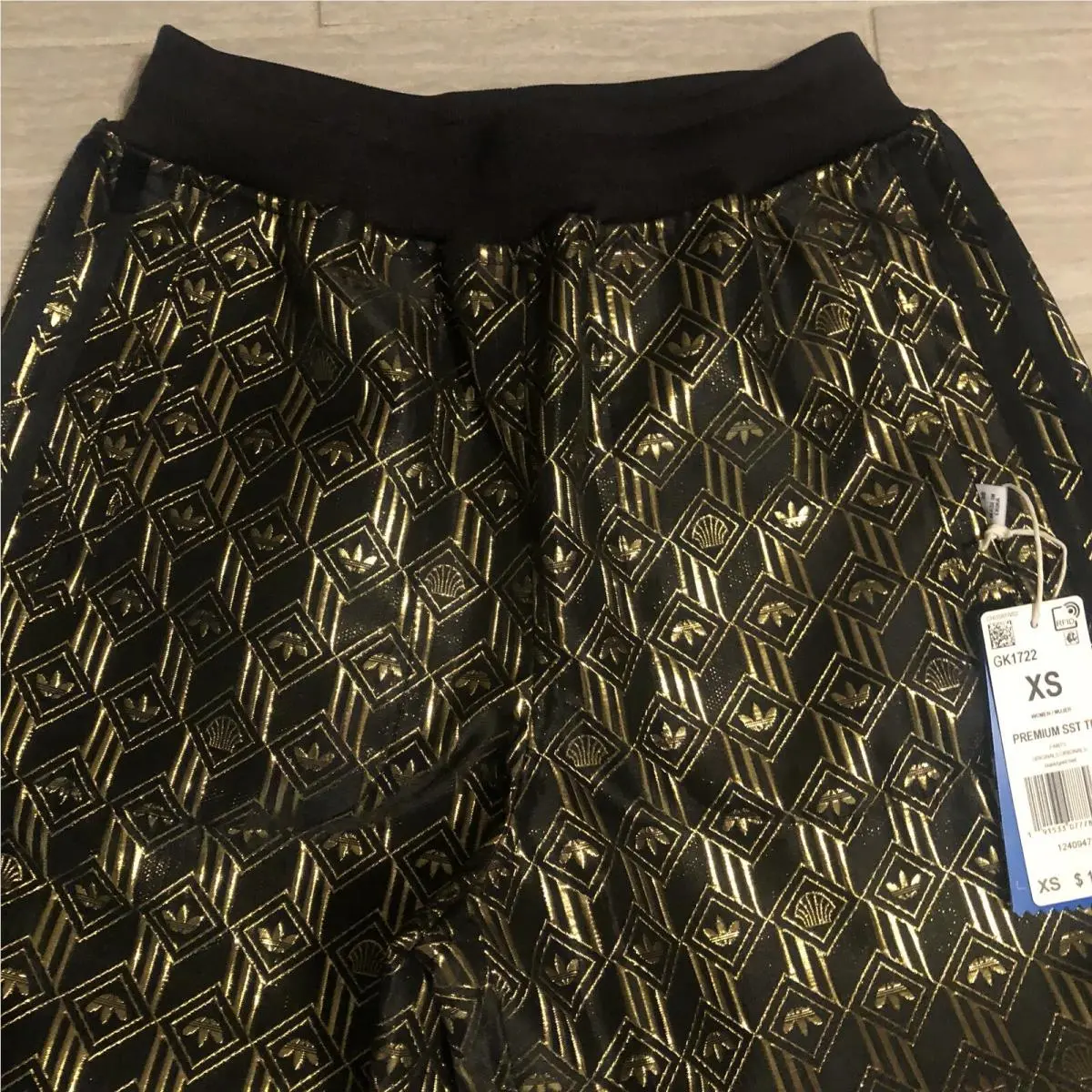 Adidas clothing - Gold (UPC: 191533077789) 2