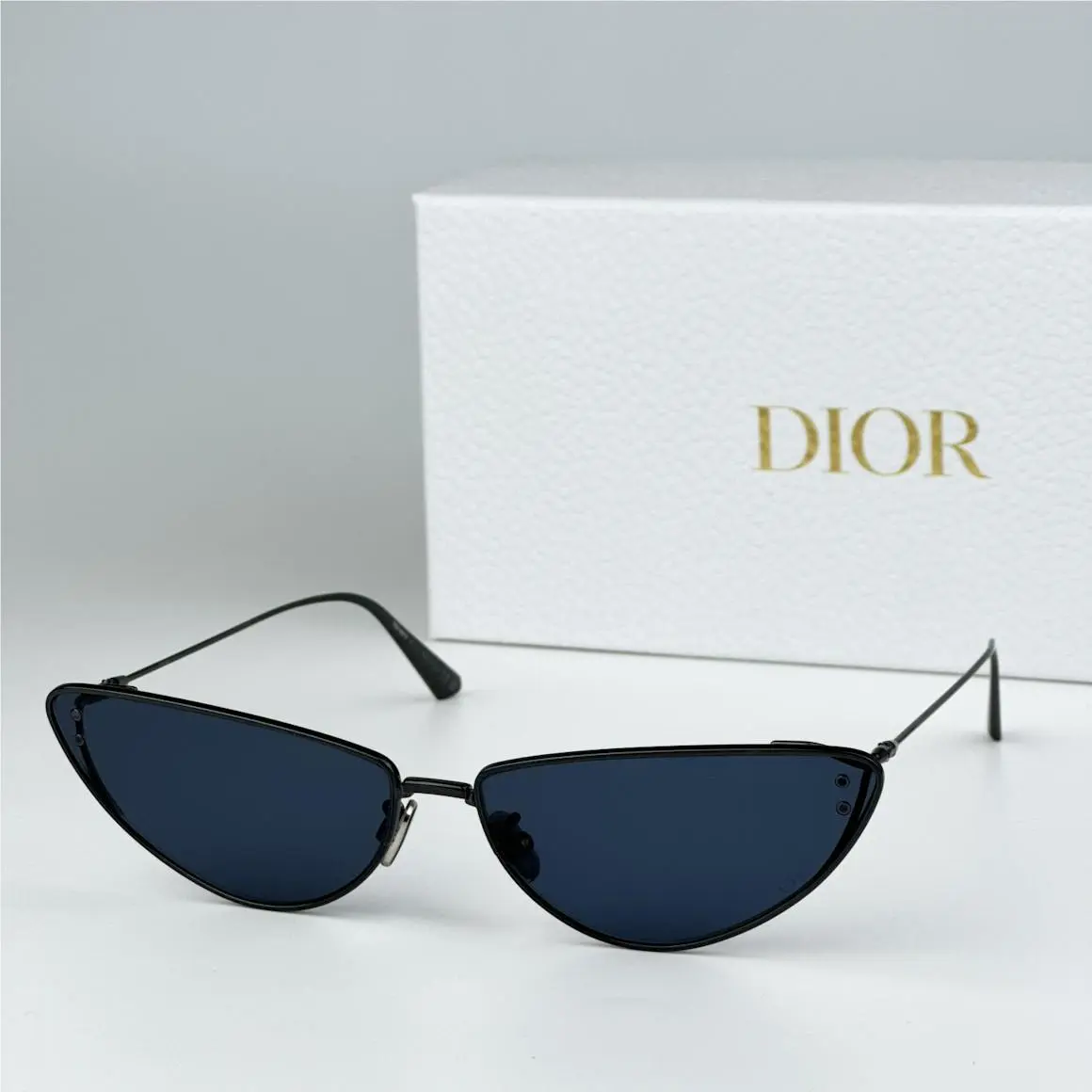 Dior Women Sunglasses Shiny Gunmetal Blue Cat Eye Missdior B1U H4B0