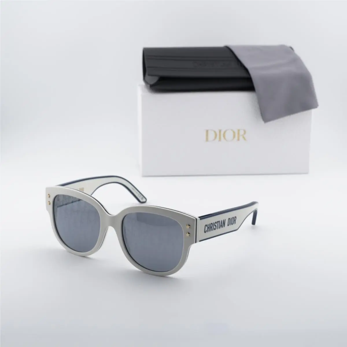 Dior Diorpacific B2F 95A8 White/blue/silver with Dior Logo Pattern