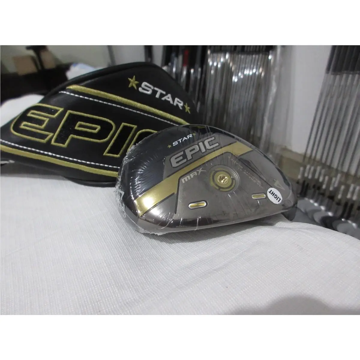 Left-handed Callaway Epic Max Star Hybrid - 4H - 20 - Senior Flex Graphite