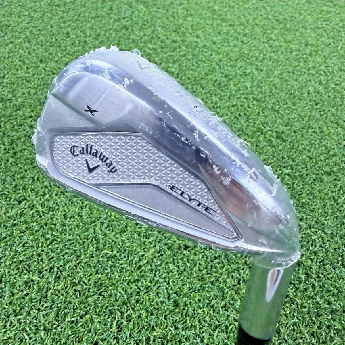 Callaway Elyte X 7-Iron Right-handed Denali 65 Regular Shaft Lamkin Demo Grip