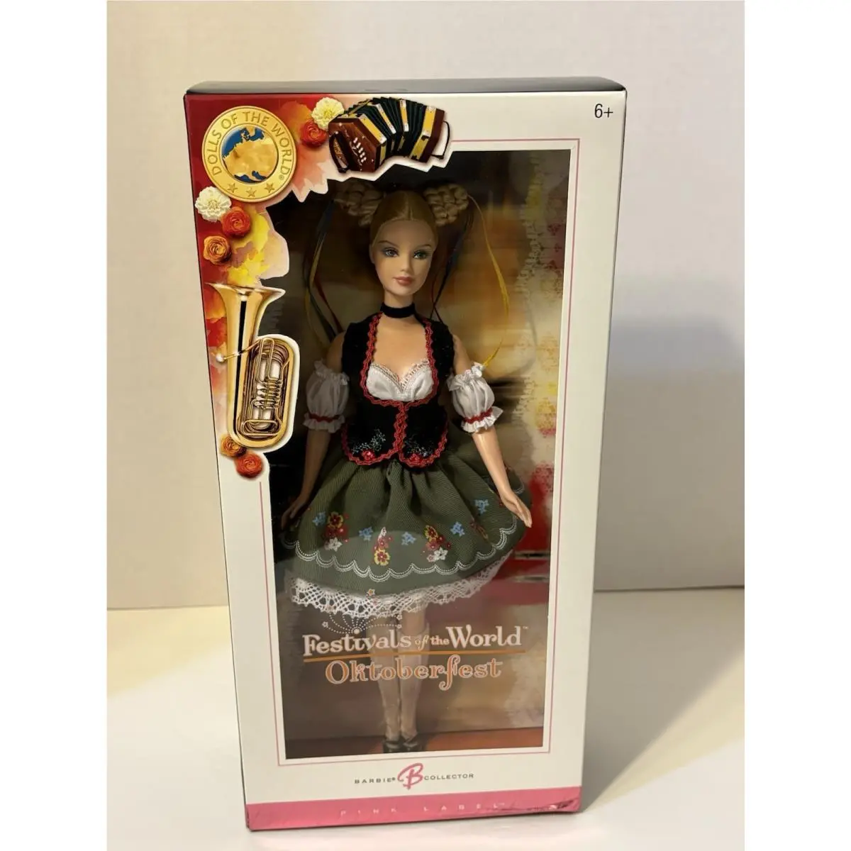 Barbie Festival of The World Oktoberfest Dotw Mib J0929