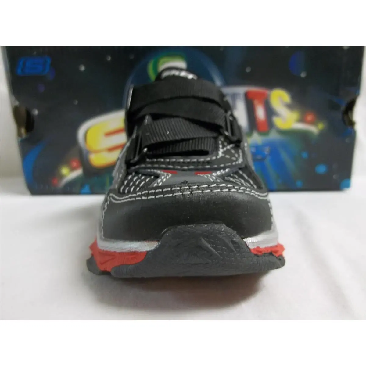Skechers shoes - Black (UPC: 887047647722) 0