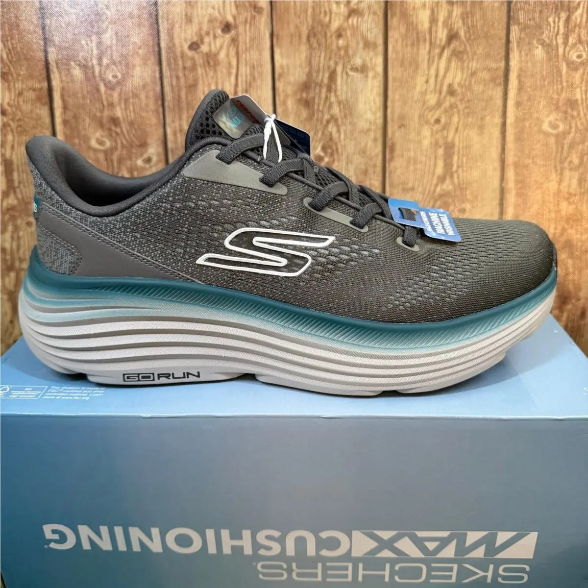 Skechers Max Cushioning Endeavour Running Shoes Mens Size 10.5 Charcoal Sneakers